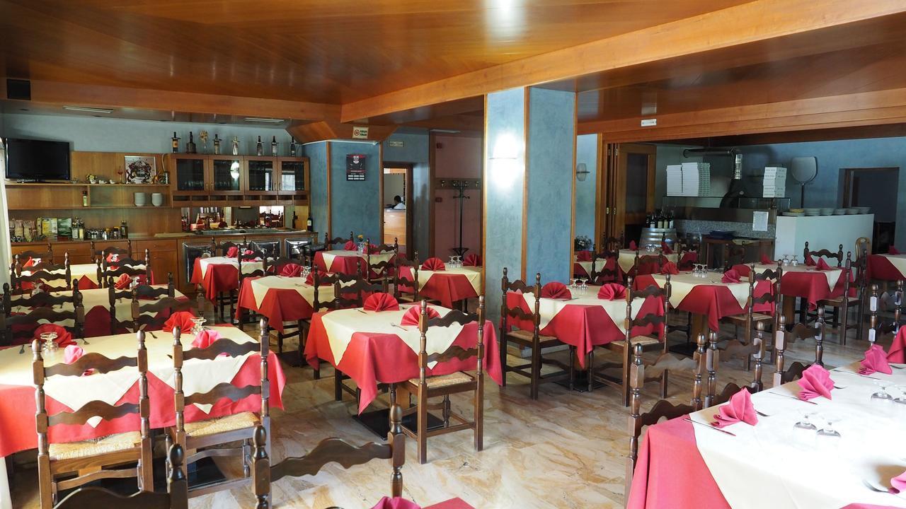 Albergo Alla Stazione Roncegno Екстериор снимка