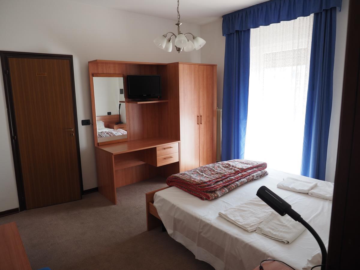 Albergo Alla Stazione Roncegno Екстериор снимка